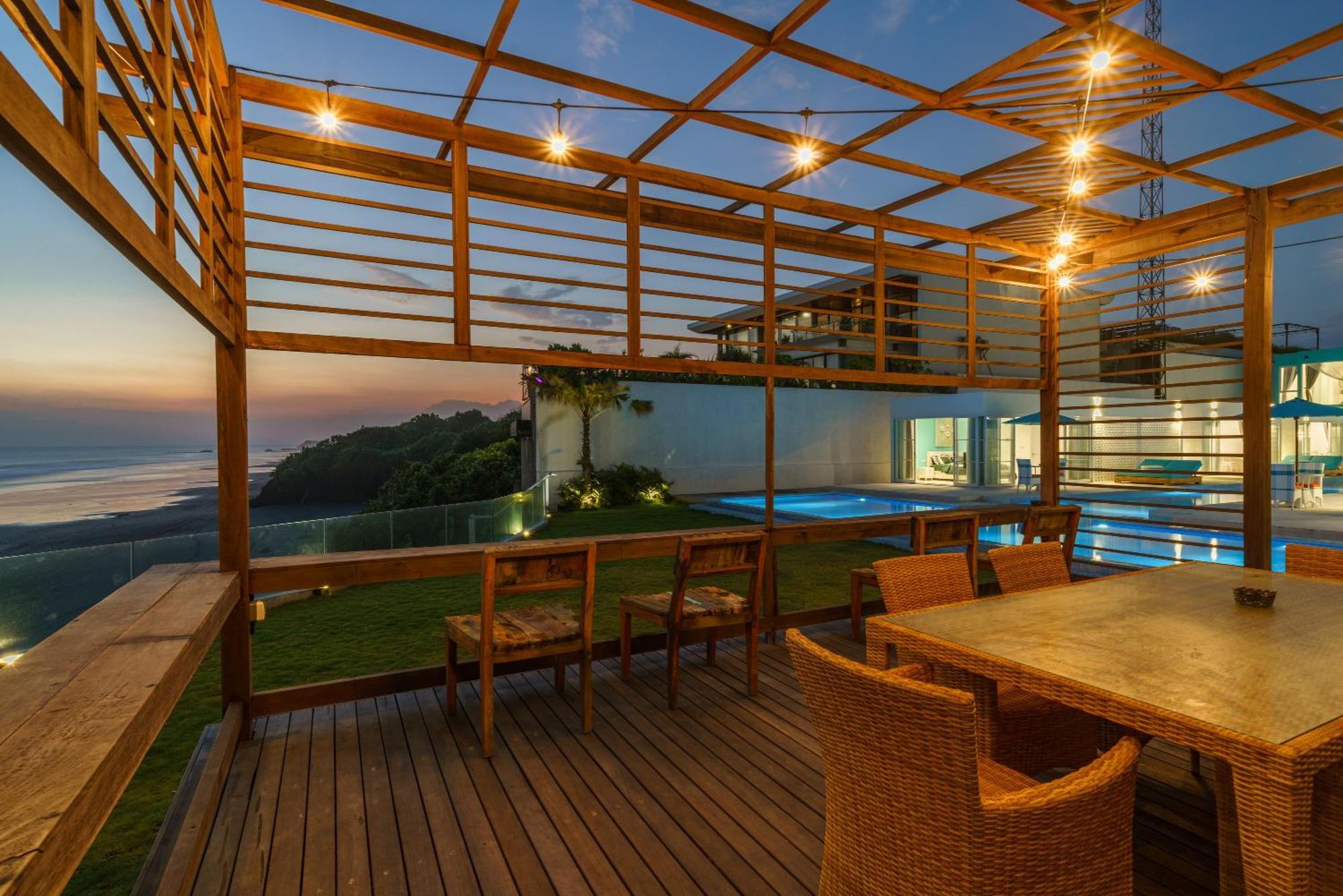 Abian Kapas Beach House Selemadeg Esterno foto